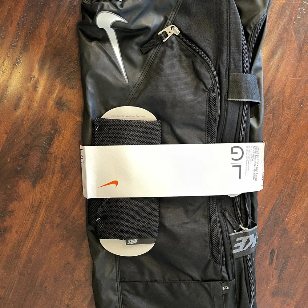 Nike Team Training Train, Compete, Go Tarpaulin bottom Black Duffel Bag NWT